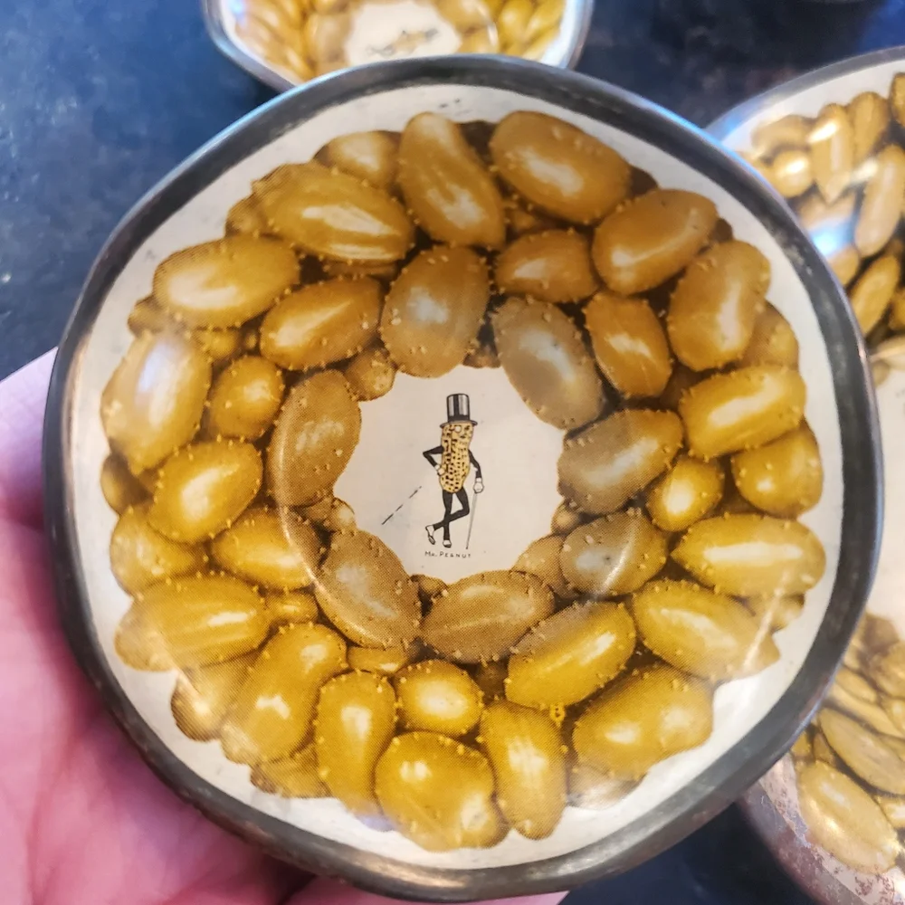 Vintage 1950s Mr. Peanut 7 piece snack bowl set